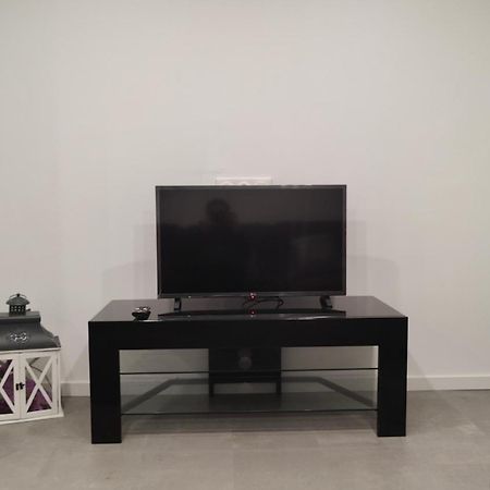 Bel Appartement F2 Entierement Renove ซิลิสตาต์ ภายนอก รูปภาพ